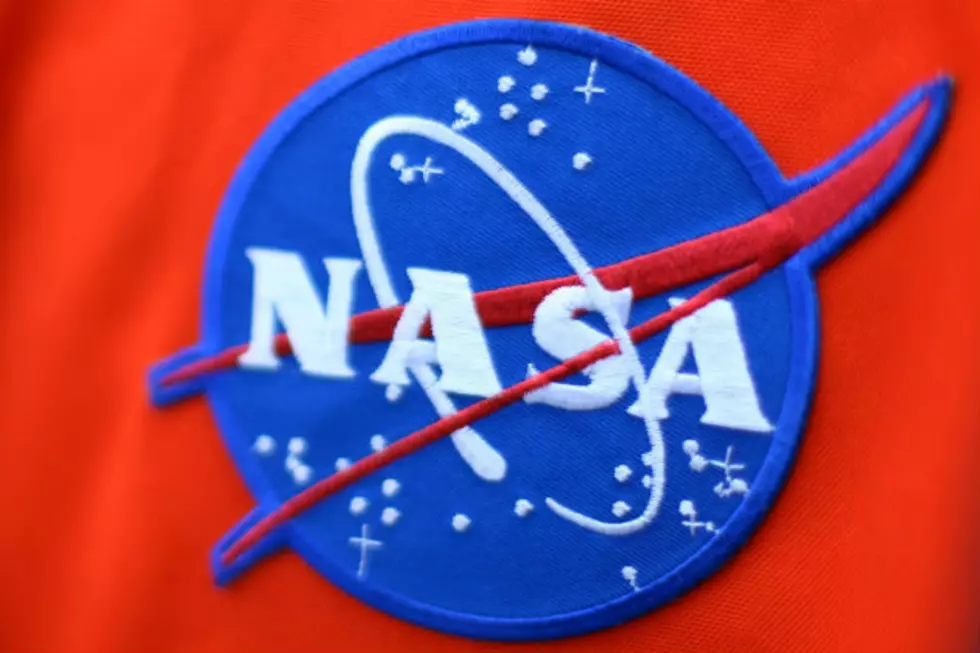 27 Year NASA Study Confirms Women Named Sarah Fart the Most